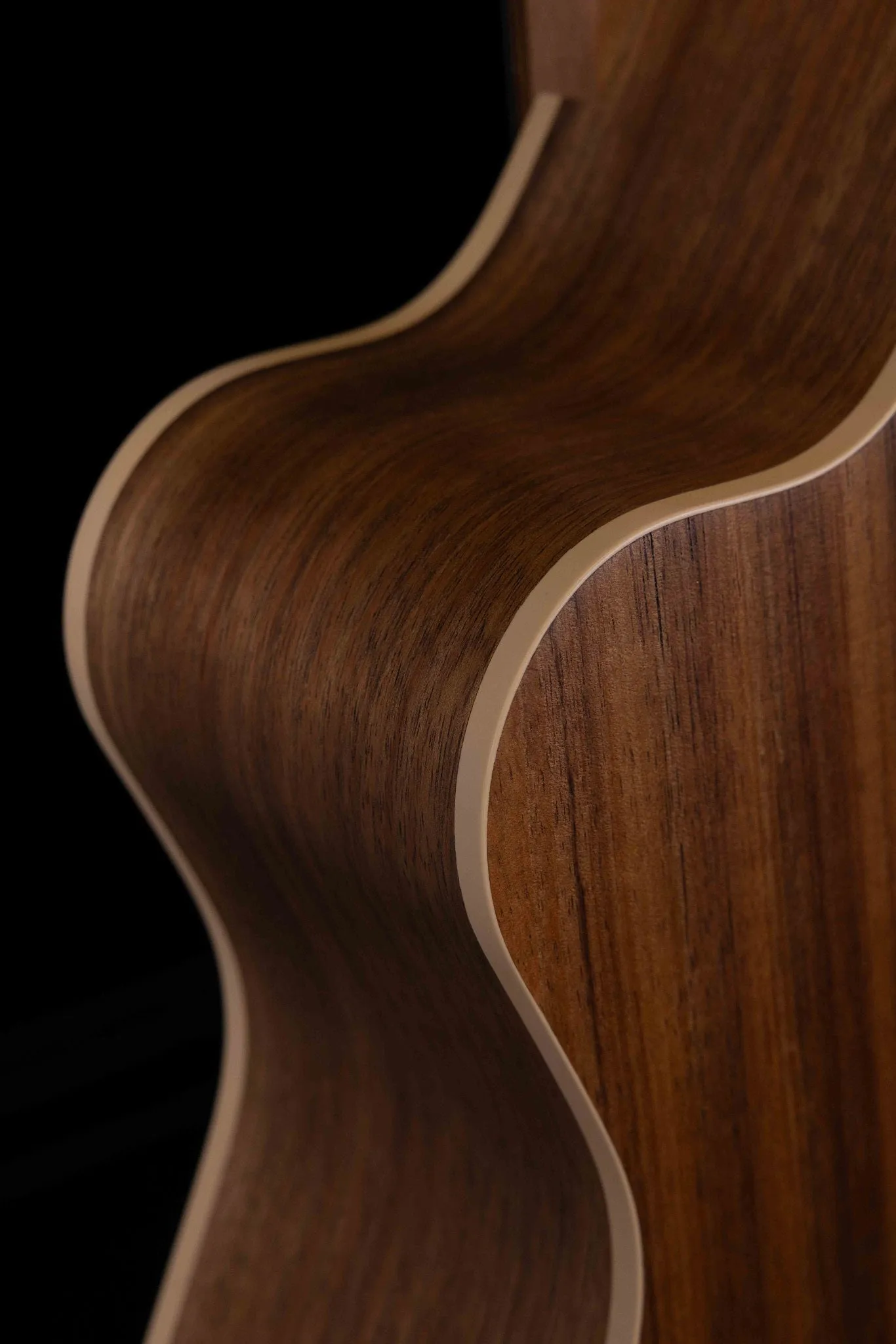 Premier OM Cutaway Model Maple B/S Fig Top SCE